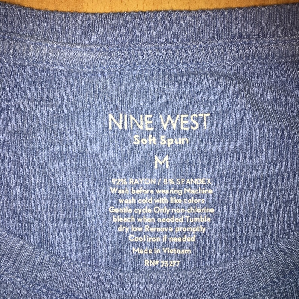 NINE WEST Ribbed Tee - Picture 9 of 9
